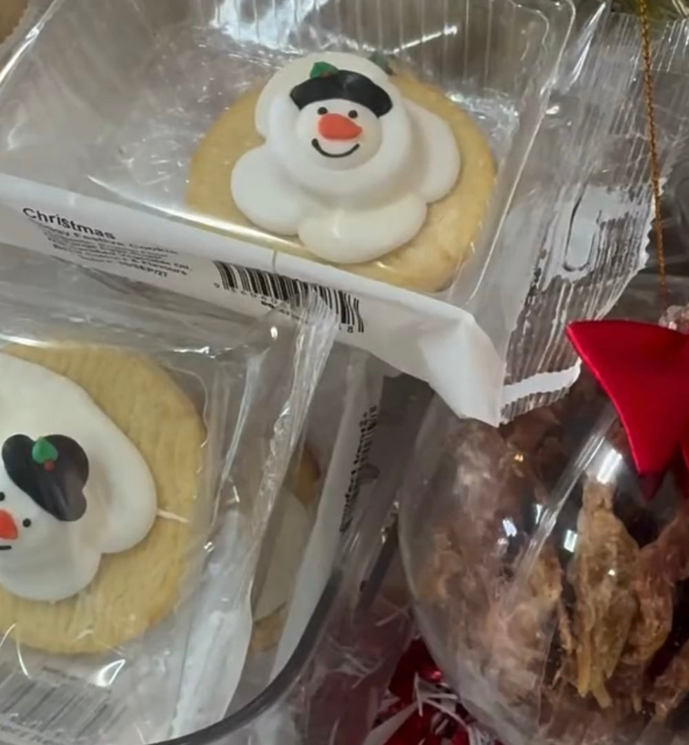 Melting Snowman Cookie — 1